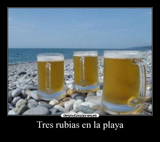Tres rubias en la playa -