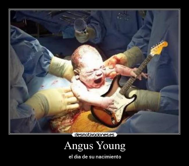 Angus Young - el dia de su nacimiento