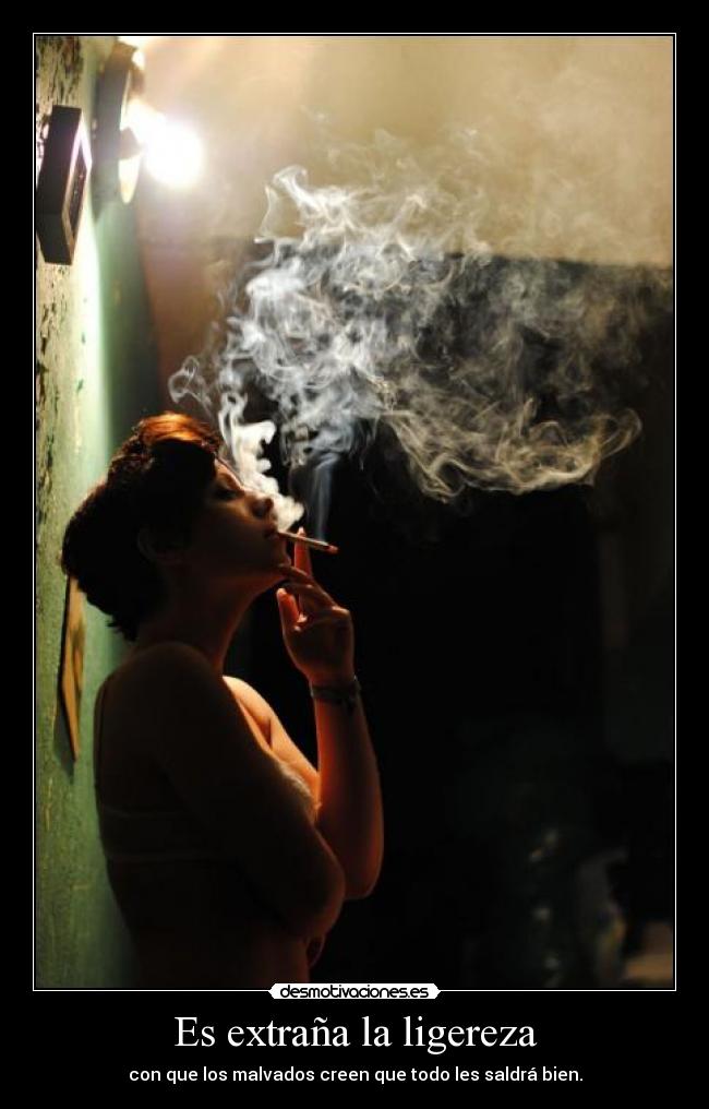 Es extraña la ligereza - 