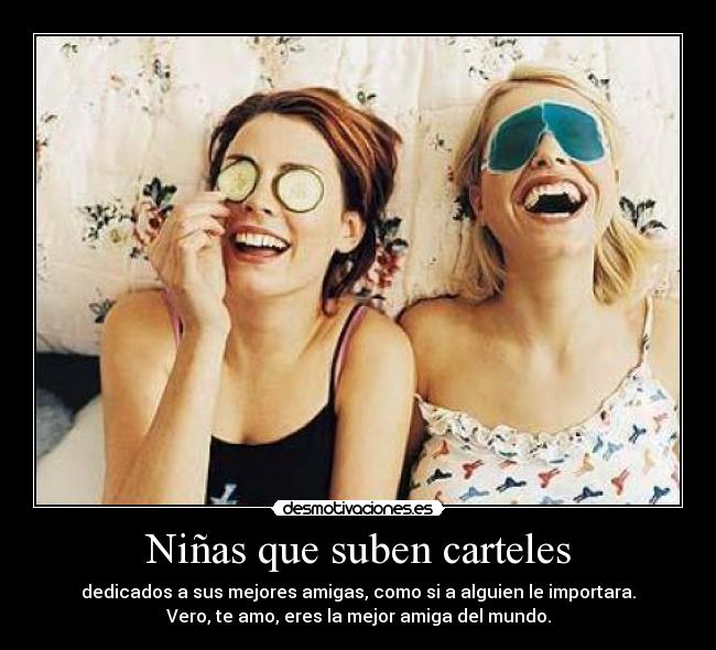 Niñas que suben carteles -