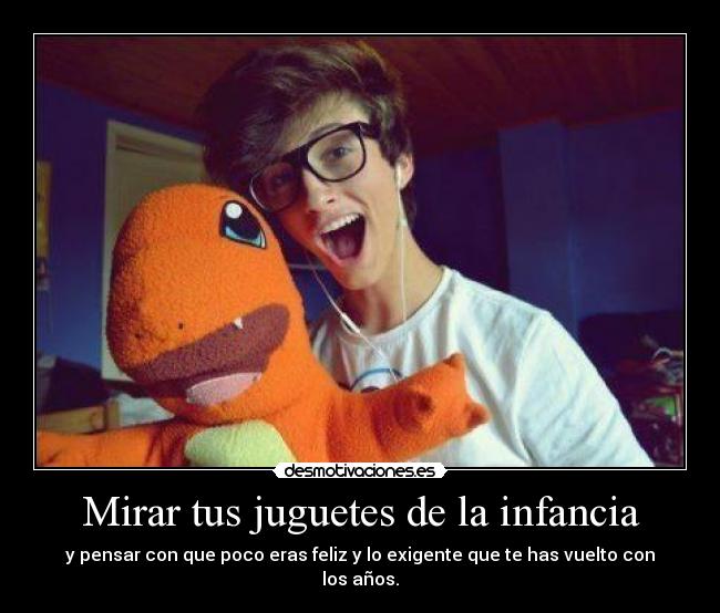 Mirar tus juguetes de la infancia -