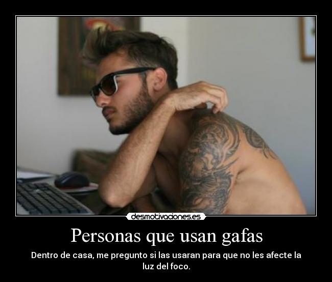 Personas que usan gafas - 