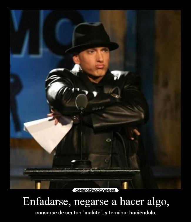 carteles rogertuba otro homenaje fedeminem desear que deniro89 mee encima caminando por calle desmotivaciones