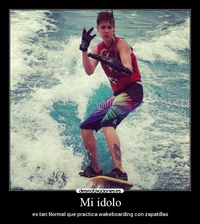Mi idolo - es tan Normal que practica wakeboarding con zapatillas