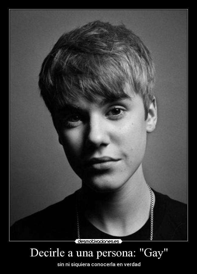 Decirle a una persona: Gay - 