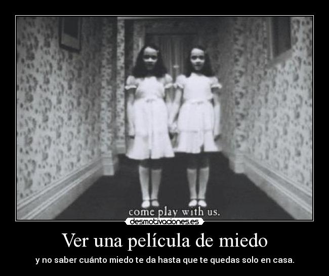 Ver una película de miedo -