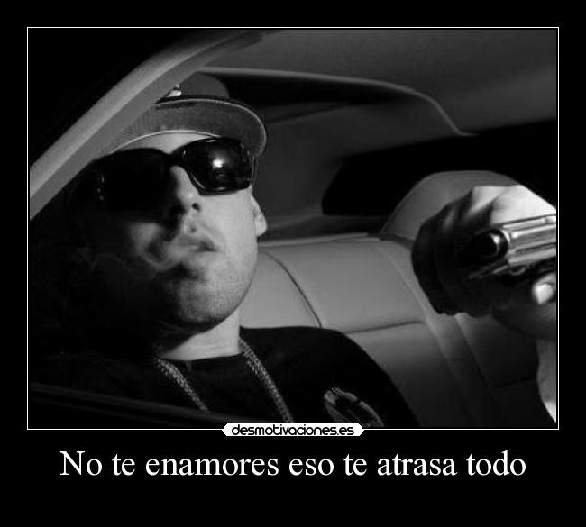 carteles enamores eso atrasa todo desmotivaciones