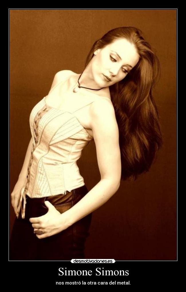 Simone Simons - nos mostró la otra cara del metal.