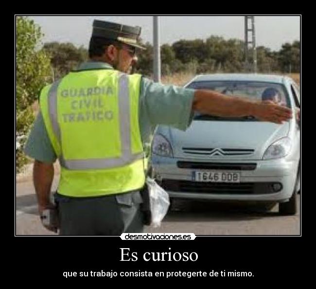 Es curioso -