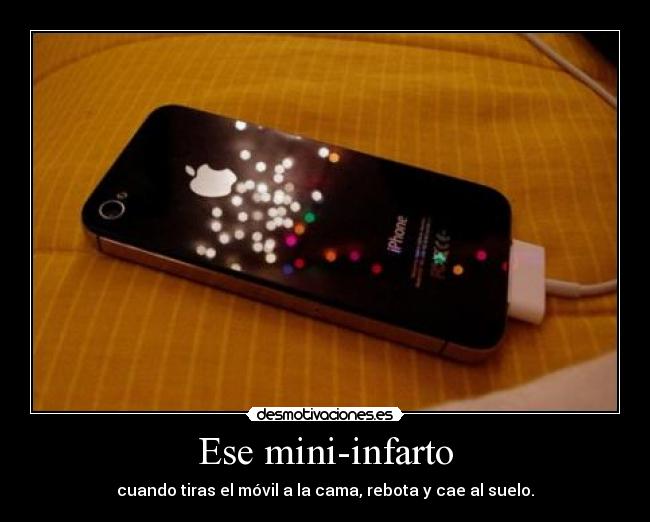 carteles contesto idiotas desmotivaciones