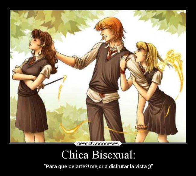 Chica Bisexual: - Para que celarte?! mejor a disfrutar la vista ;)
