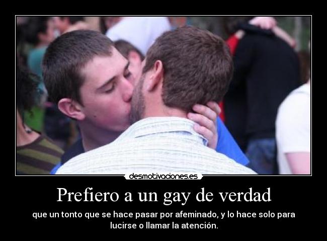 carteles soy gay porque soy mujer pero creo que cada quien hace vida cartel para las personas que desmotivaciones