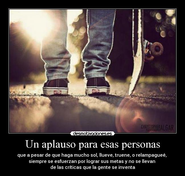 carteles aplauso para esas personas desmotivaciones