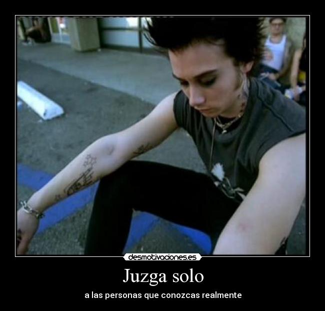 carteles punk juzgar jesus suburbia melofo green day desmotivaciones