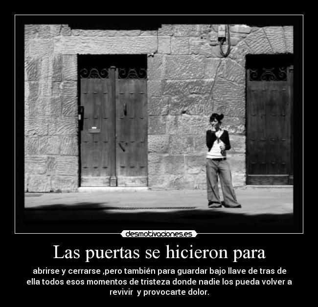 carteles las puertas son cosas raras clanbaneado darkhardcode desmotivaciones