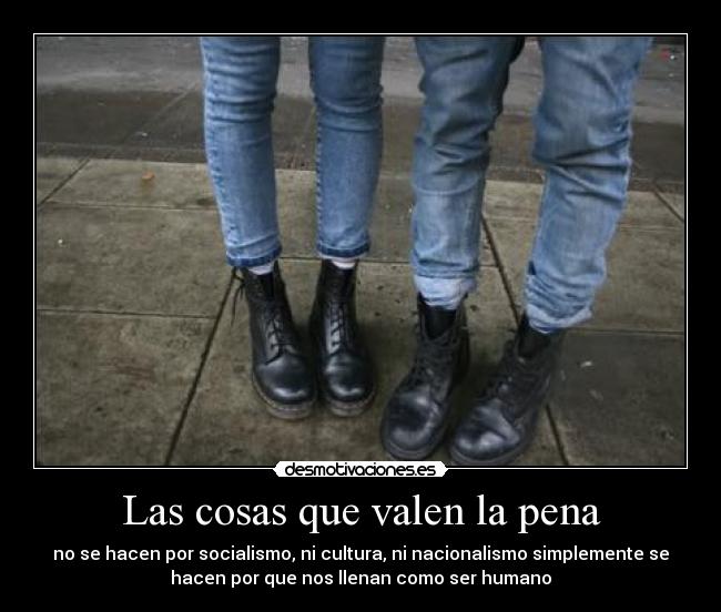 carteles socialismo nacionalismo cultura desmotivaciones