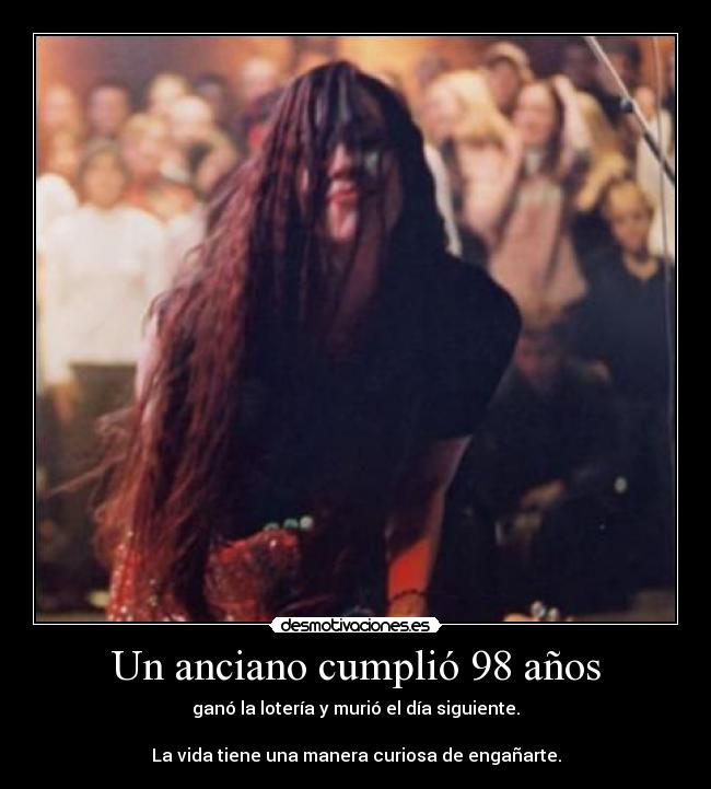 Un anciano cumplió 98 años - ganó la lotería y murió el día siguiente.

La vida tiene una manera curiosa de engañarte.