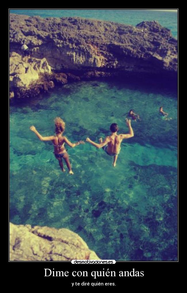 carteles frase cierta andamos con personas que tiene gustos iguales perspectiva clase persona desmotivaciones