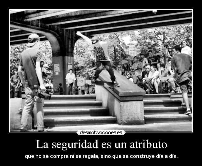 carteles anga1213 truluru clandesplazado desmo02 desmotivaciones