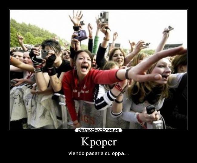 Kpoper - viendo pasar a su oppa....