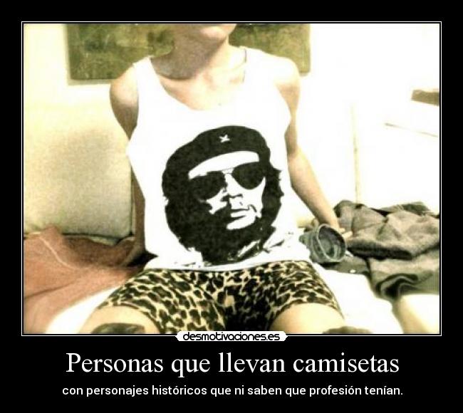 Personas que llevan camisetas - 