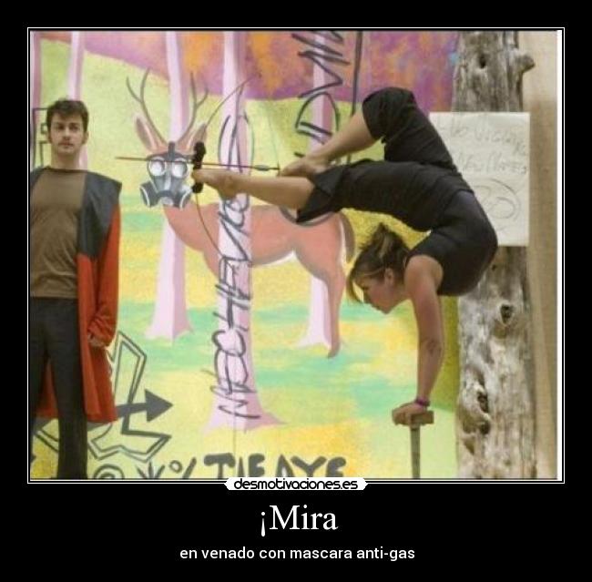 ¡Mira - en venado con mascara anti-gas