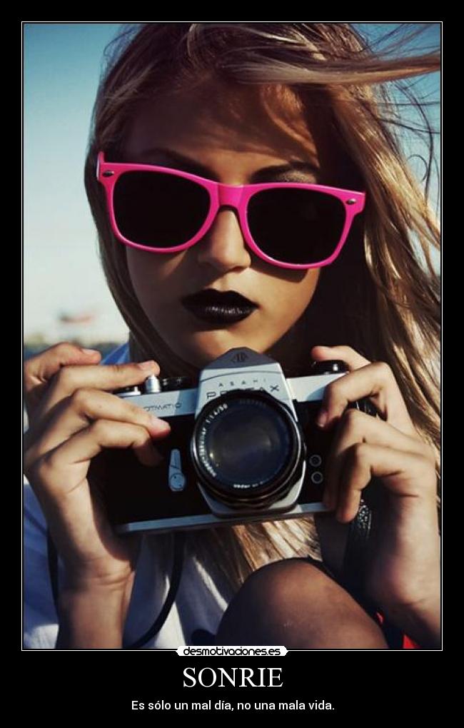 carteles smile desmotivaciones