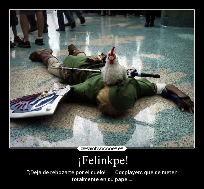 ¡Felinkpe! - ¡Deja de rebozarte por el suelo! Cosplayers que se meten
totalmente en su papel…