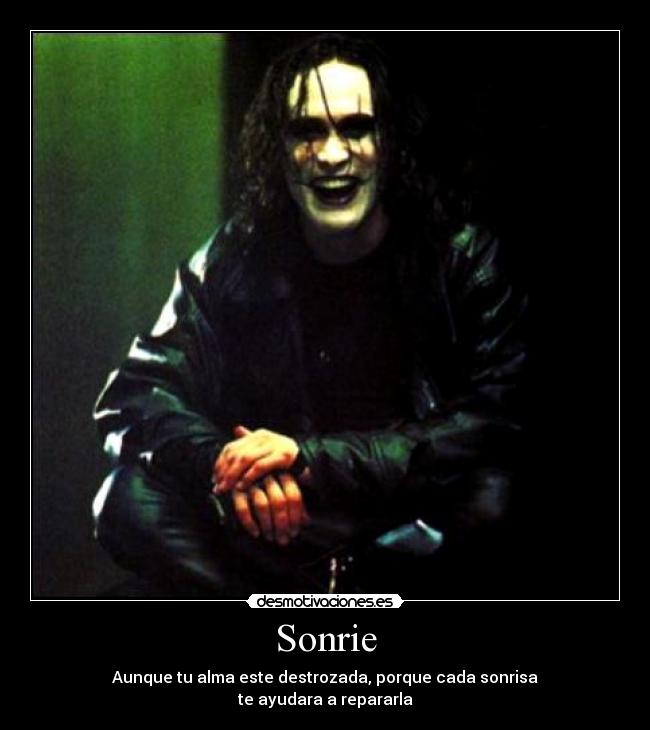 carteles sonrie cuervo crow destrozada desmotivaciones