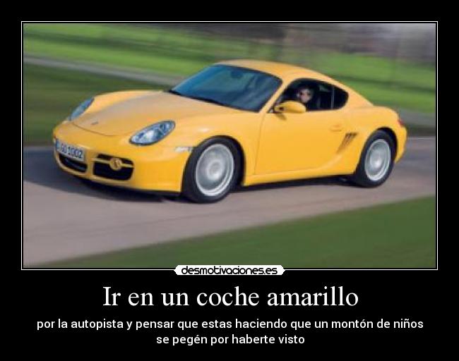 Ir en un coche amarillo - 