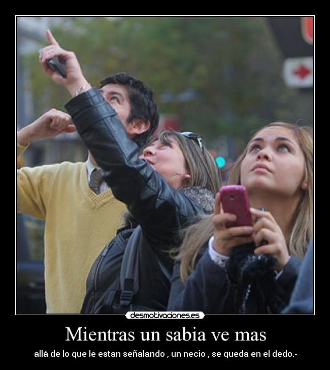 carteles soy iverosimil neutralizado ojo reptil desmotivaciones