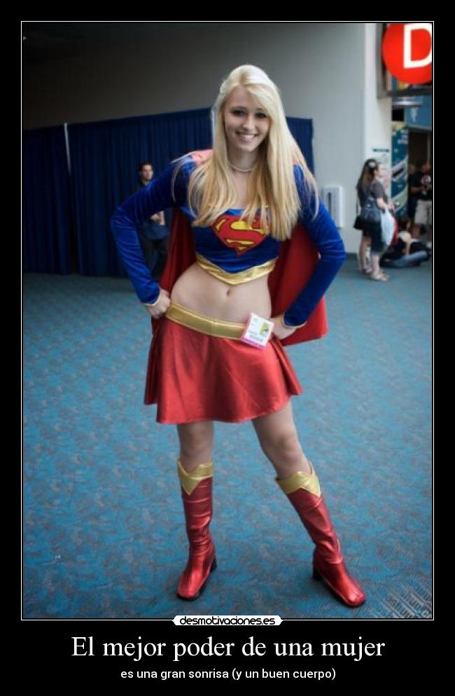 El mejor poder de una mujer - es una gran sonrisa (y un buen cuerpo)