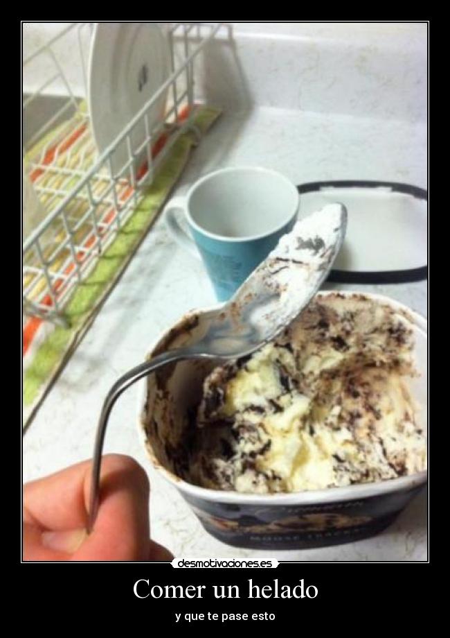 Comer un helado -