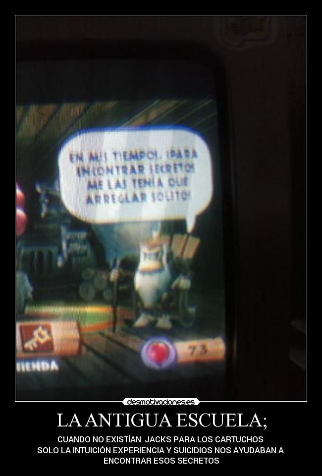 LA ANTIGUA ESCUELA; -