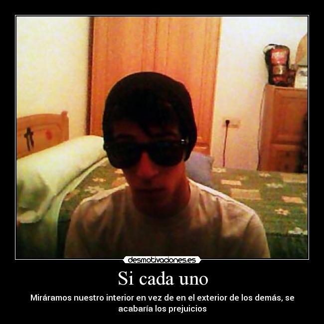 carteles solo nos diferenciamos nuestra personalidad 313 nombre mis cojones van boca boca desmotivaciones