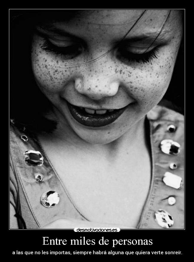 Entre miles de personas - 