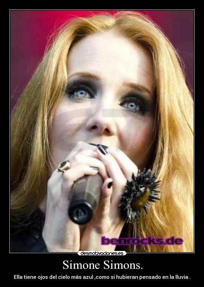 Simone Simons. - 