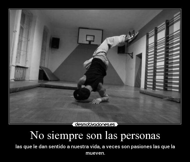 carteles soniavlc98red clantheblackcat nose entiende sonia eres inutil llalalalalallala desmotivaciones