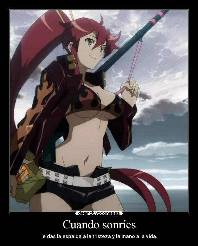 Cuando sonríes - le das la espalda a la tristeza y la mano a la vida.