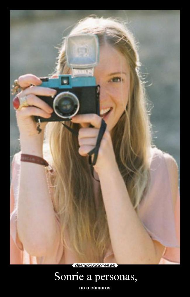 Sonríe a personas, - 