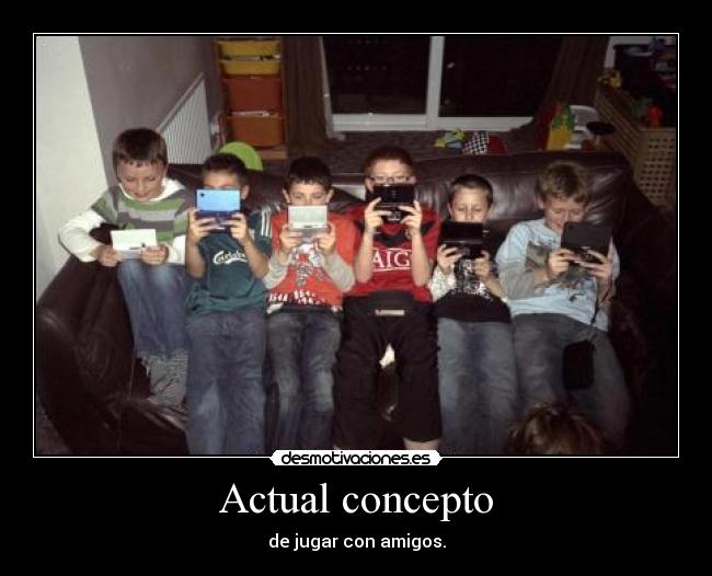 carteles actual concepto jugar con amigos joker smile desmotivaciones