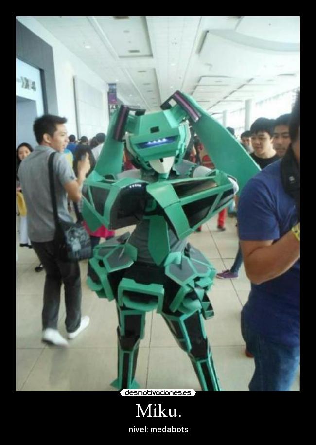 carteles miku desmotivaciones