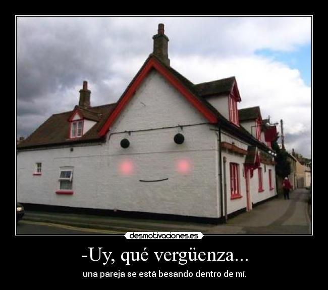 carteles casa hogar navidad luces nieve verguenza pareja besandose calle amor tipo desmotivaciones