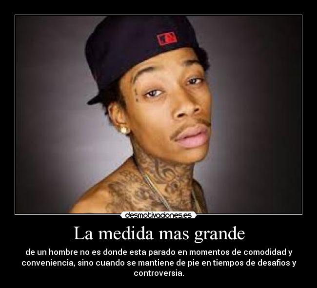 La medida mas grande - de un hombre no es donde esta parado en momentos de comodidad y
conveniencia, sino cuando se mantiene de pie en tiempos de desafios y
controversia.