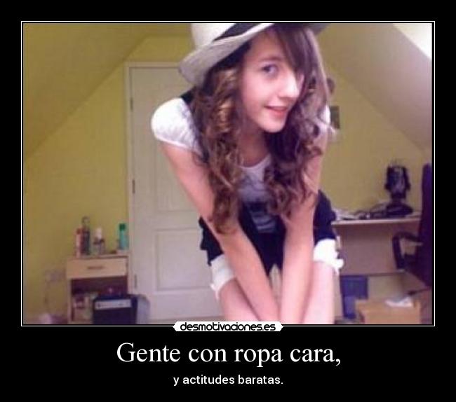 Gente con ropa cara, -