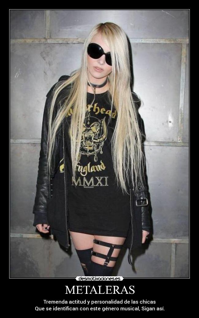 METALERAS - Tremenda actitud y personalidad de las chicas
Que se identifican con este género musical, Sigan así.