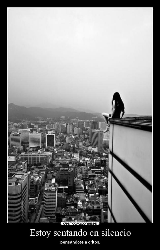 Estoy sentando en silencio -