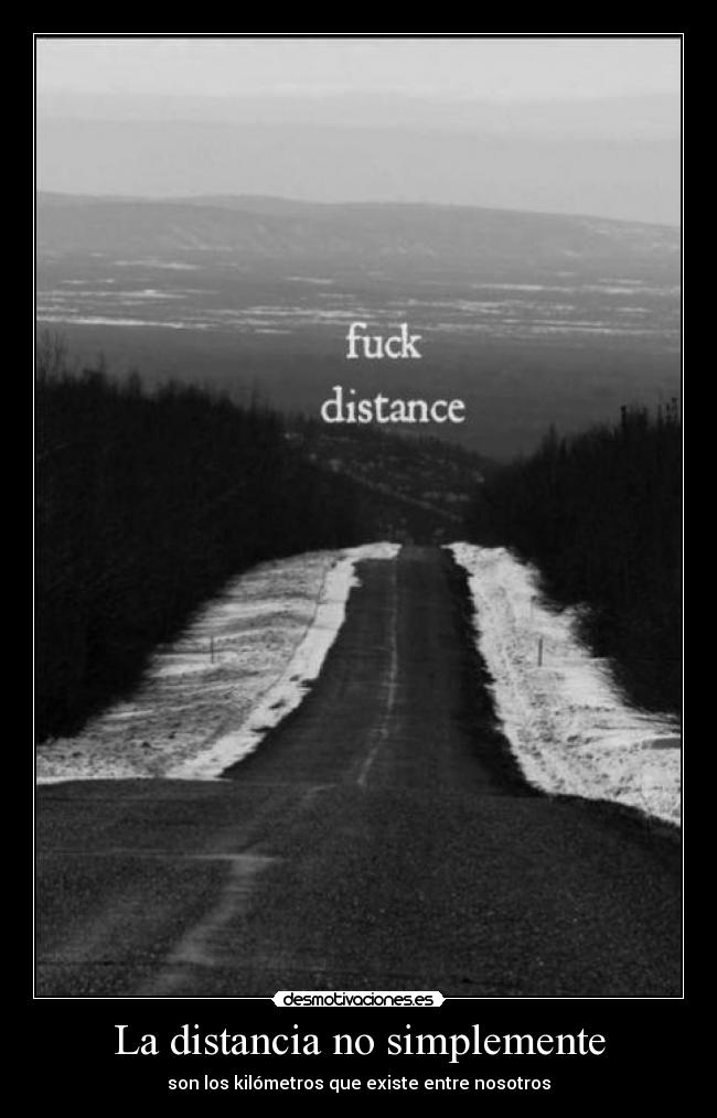 La distancia no simplemente -