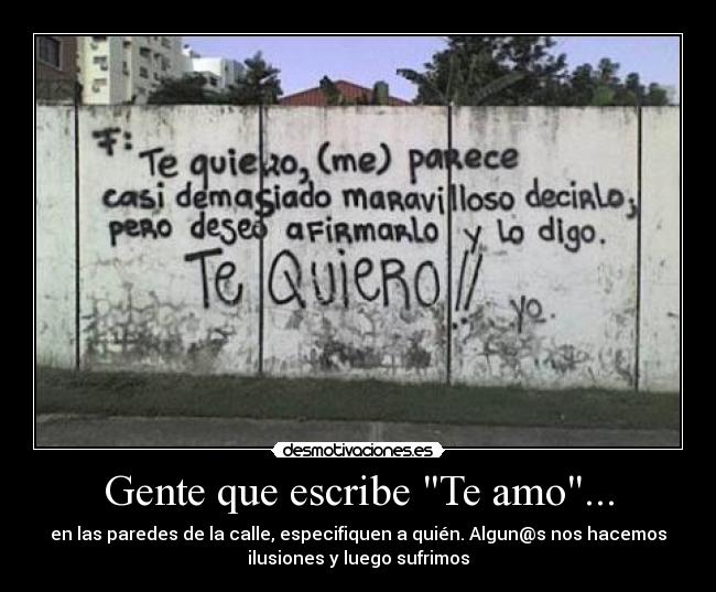 Gente que escribe Te amo... -