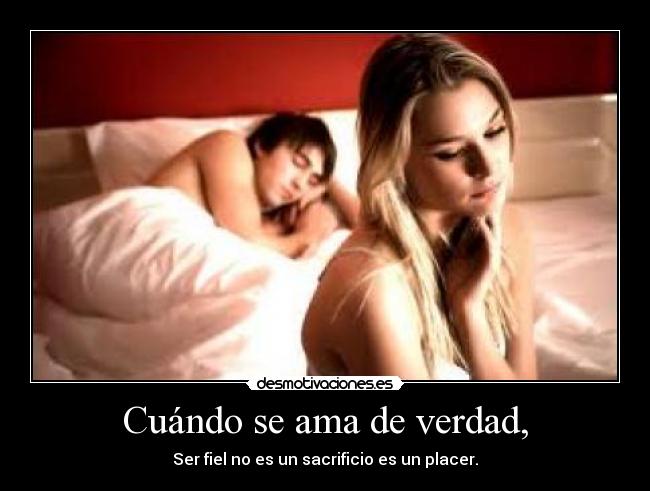 carteles cama chica pareja fiel amar placer sacrificio desmotivaciones